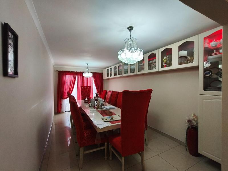7 Bedroom Property for Sale in Southernwood Eastern Cape